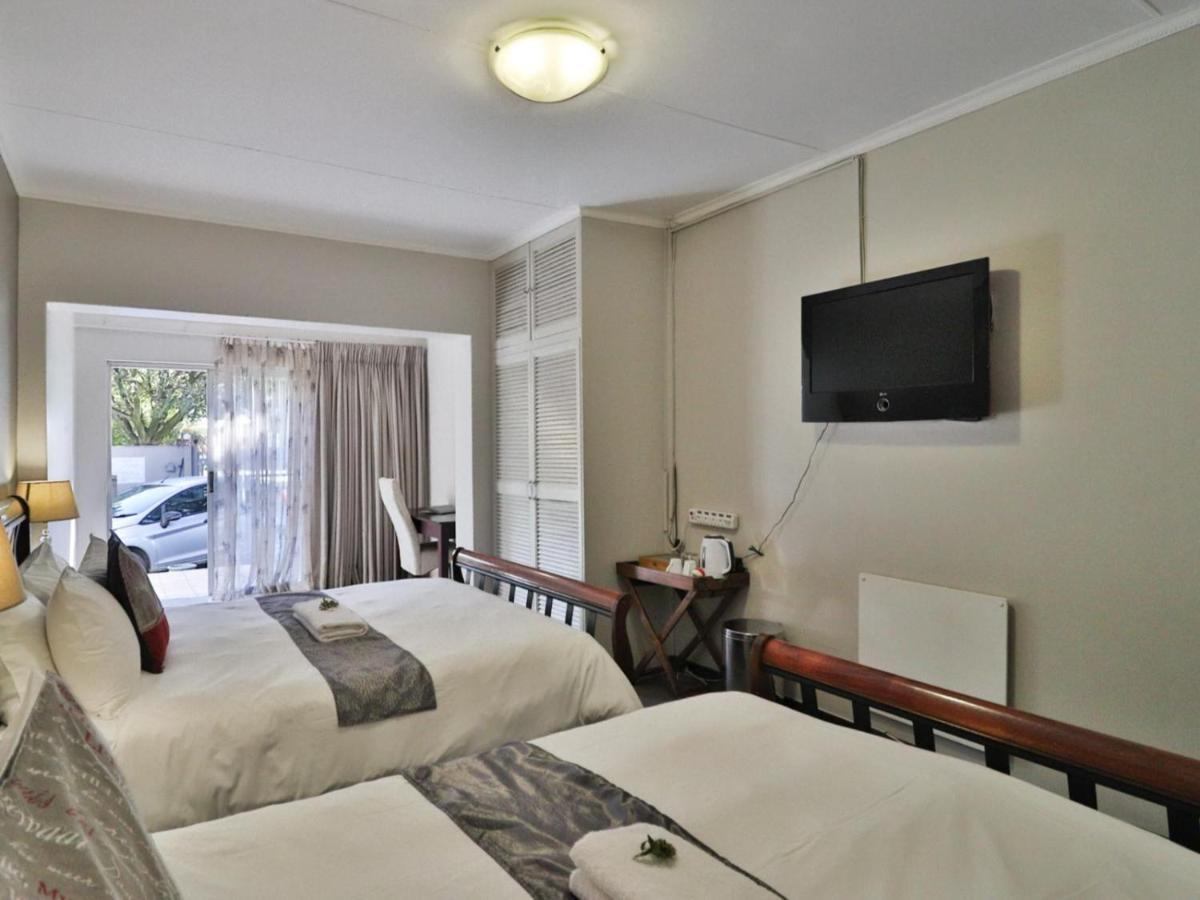 Fin And Feather Guest Lodge Boksburg Buitenkant foto