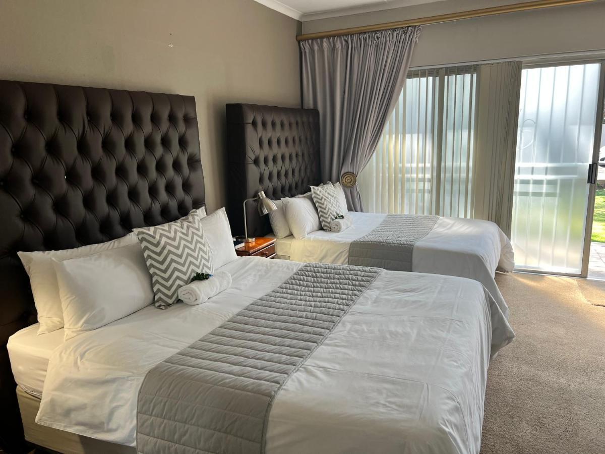 Fin And Feather Guest Lodge Boksburg Buitenkant foto