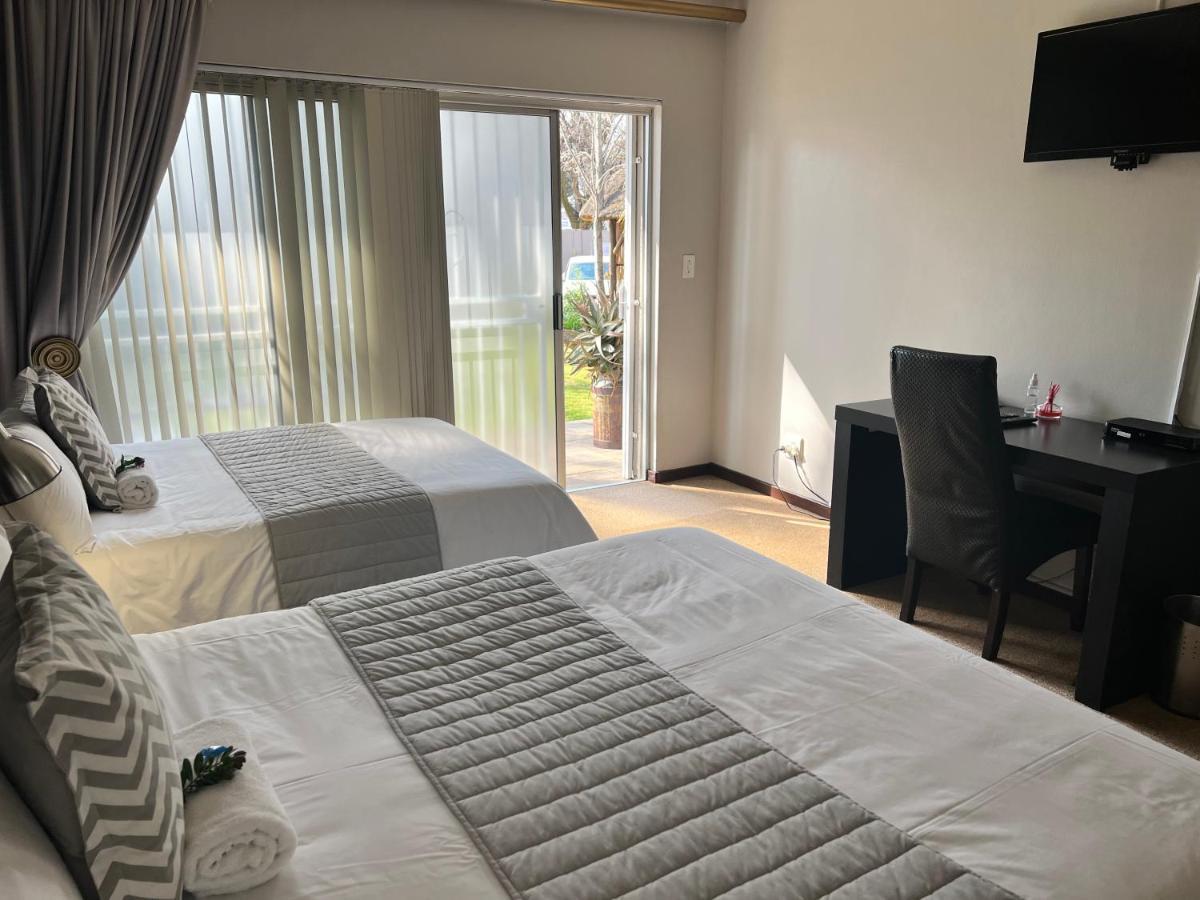 Fin And Feather Guest Lodge Boksburg Buitenkant foto
