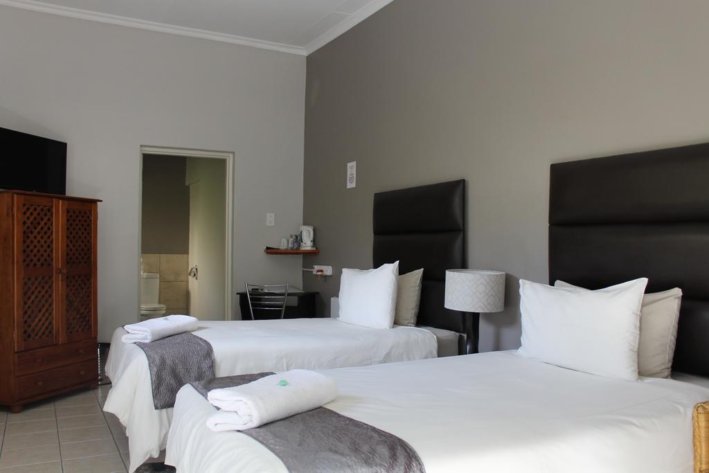 Fin And Feather Guest Lodge Boksburg Buitenkant foto