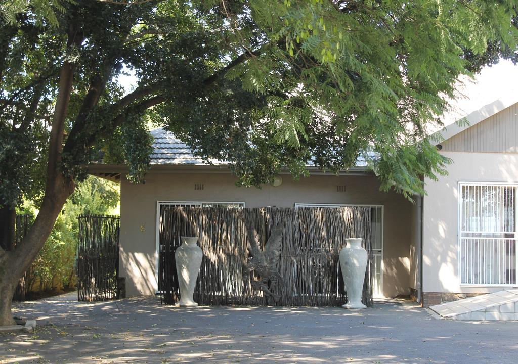 Fin And Feather Guest Lodge Boksburg Buitenkant foto