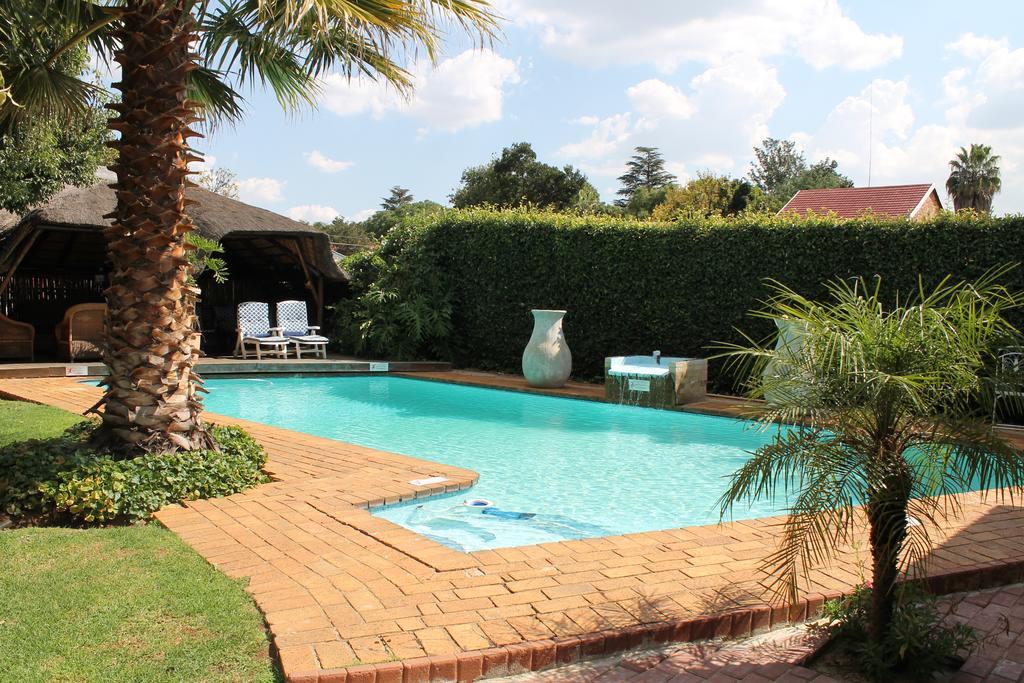 Fin And Feather Guest Lodge Boksburg Buitenkant foto