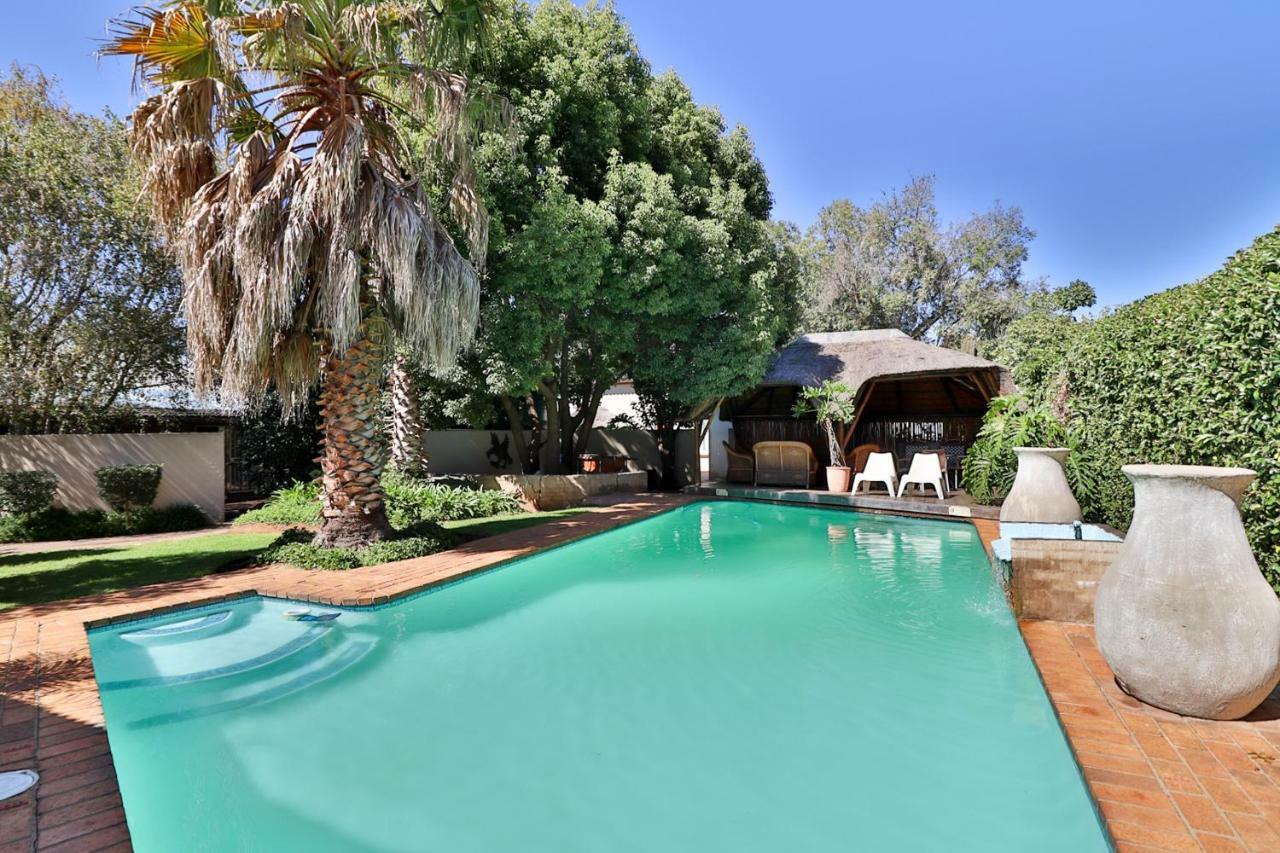 Fin And Feather Guest Lodge Boksburg Buitenkant foto
