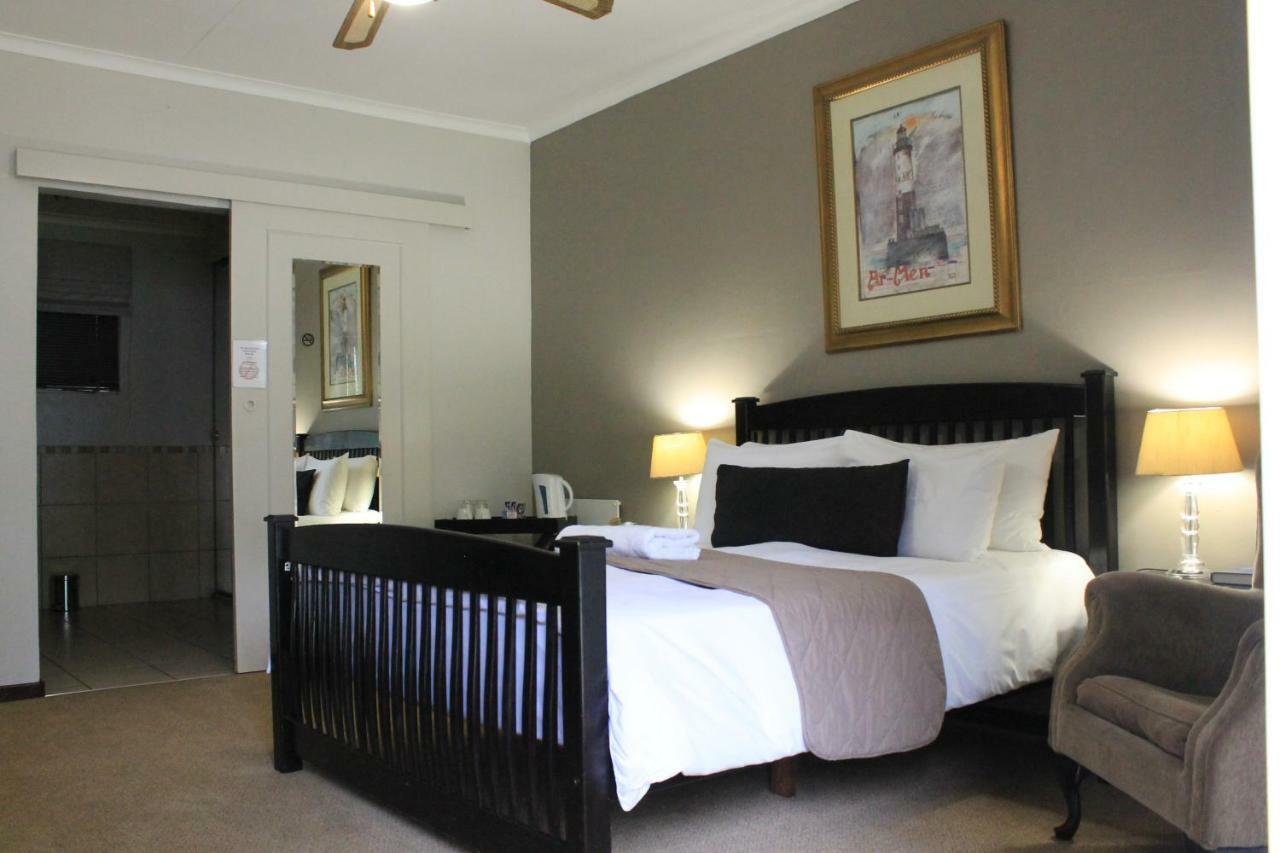 Fin And Feather Guest Lodge Boksburg Buitenkant foto